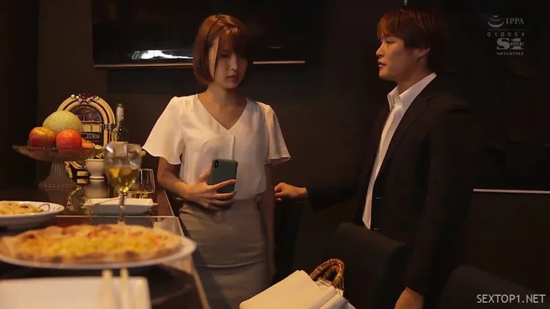 Lén lút với ghệ củ ở buổi hợp lớp cuối năm